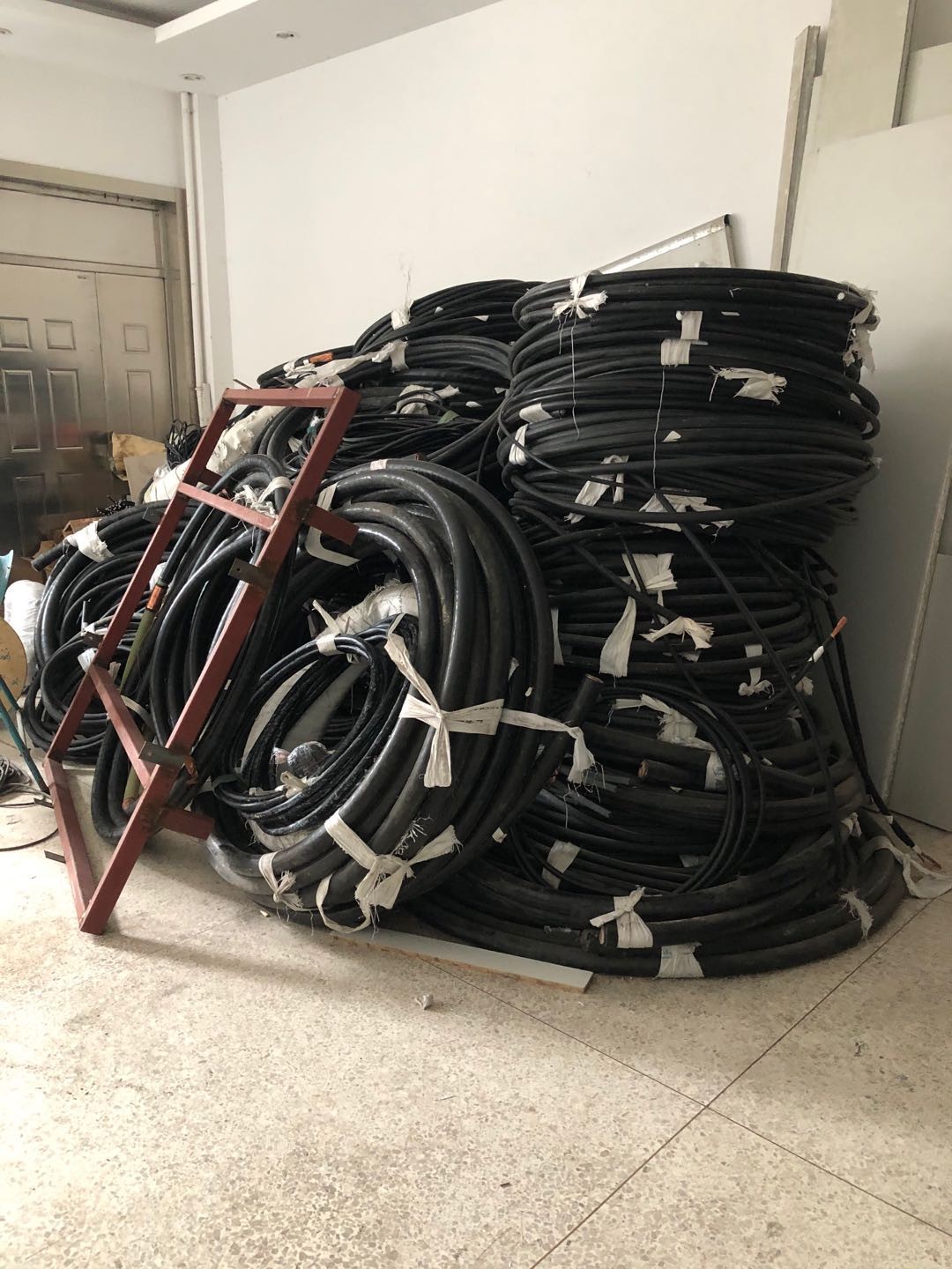 /Upload/Product/76566147471e47f7ac2c175eed6d6a29.jpg?width=272&height=203&bgcolor=fff