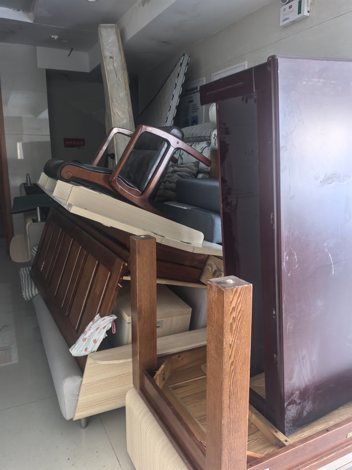 /Upload/Product/8f61c0cb15d14608a0f0ff9e88847e72.jpg?width=272&height=203&bgcolor=fff