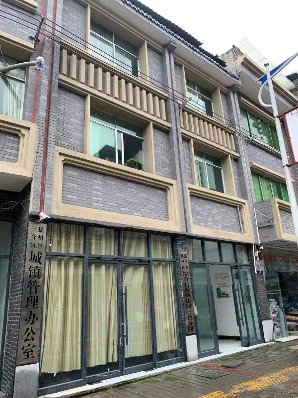 06.jpg